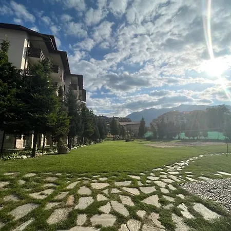 Royal Towers - 856 *